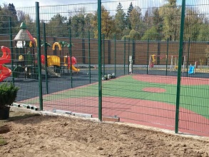 Забор на детскую площадку 50 метров фото в Уваровке