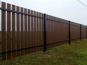 Деревянный забор из штакетника 12 соток фото стоимость под ключ